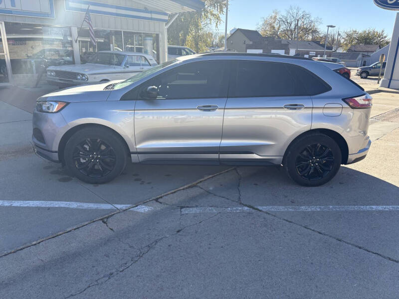 2022 Ford Edge SE