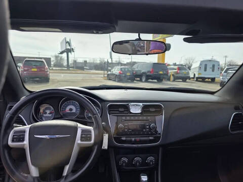 2012 Chrysler 200 Touring