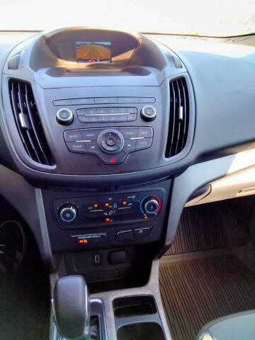 2019 Ford Escape S