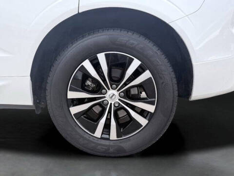 2023 Volvo XC60 B5 Core