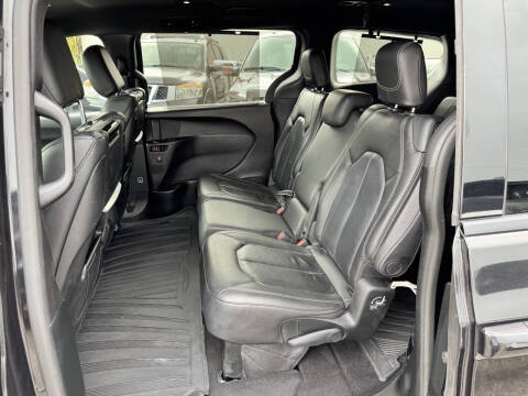 2019 Chrysler Pacifica Touring L Plus