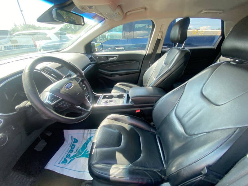 2019 Ford Edge Titanium