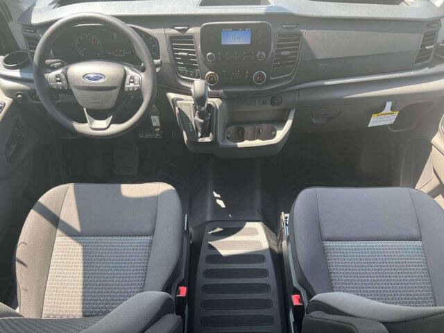 2025 Ford Transit 250