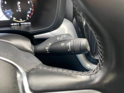 2018 Volvo XC60 T5 Momentum