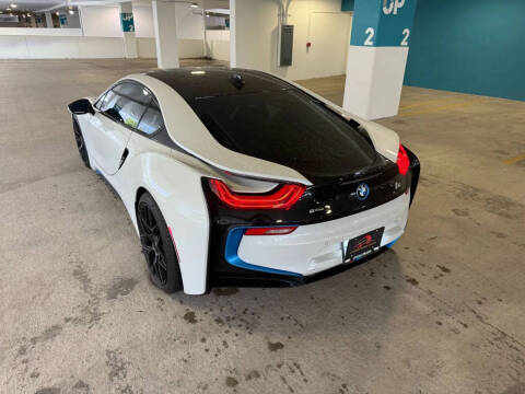 2015 BMW i8