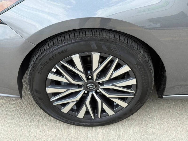 2026 Nissan Altima 2.5 SV