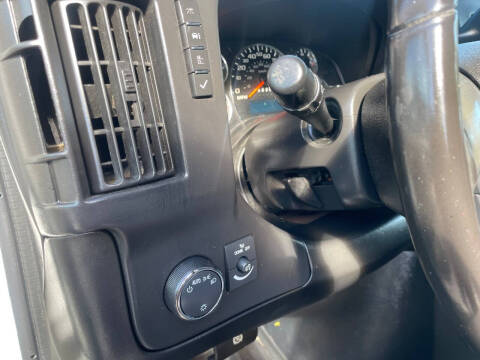 2017 Chevrolet Express 2500