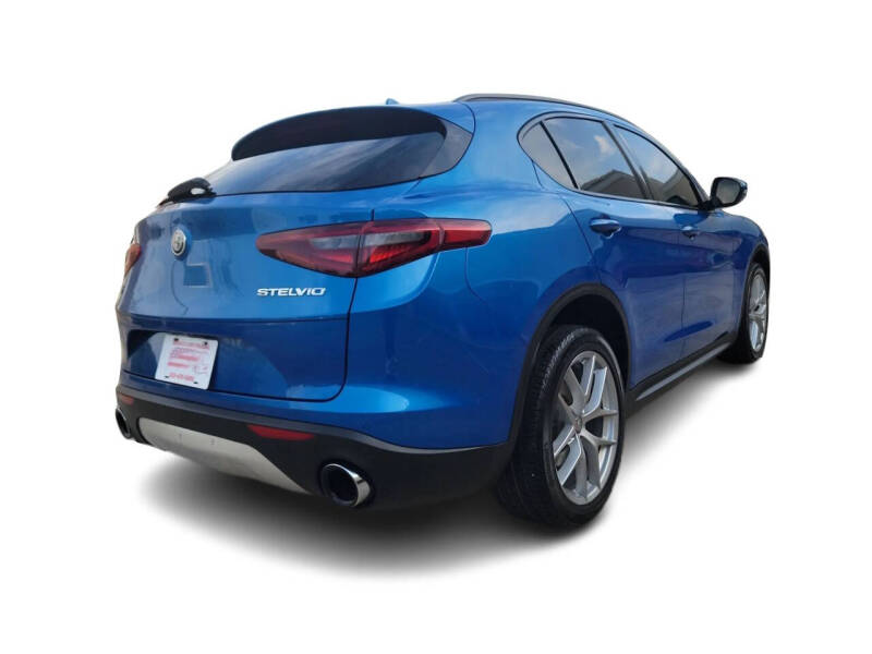 2018 Alfa Romeo Stelvio Ti Sport