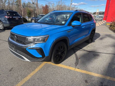 2023 Volkswagen Taos SE 4Motion