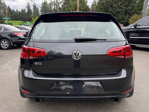 2015 Volkswagen Golf GTI S