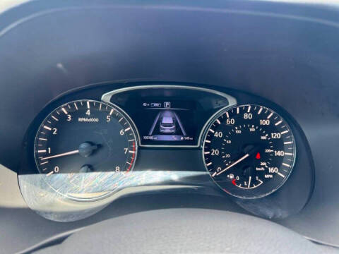 2017 Nissan Pathfinder SL
