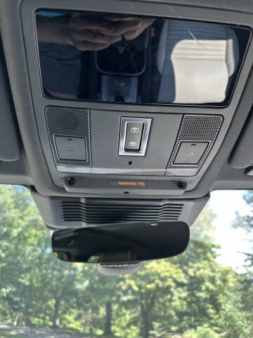 2023 Land Rover Discovery Sport P250 S R-Dynamic