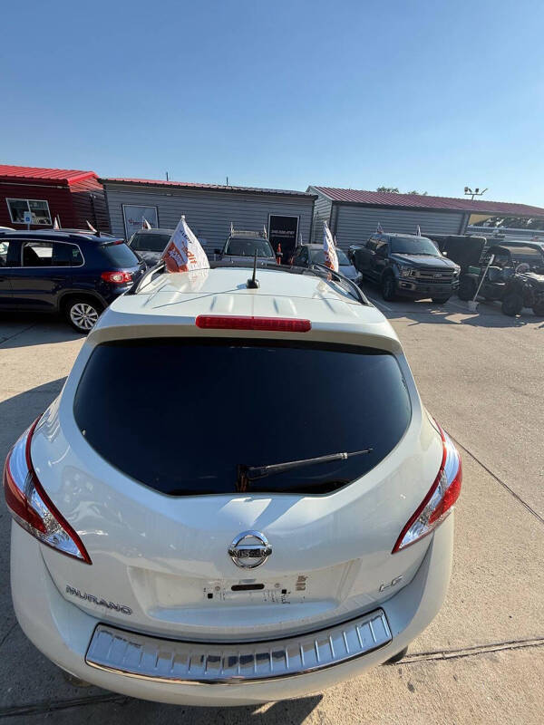 2011 Nissan Murano LE