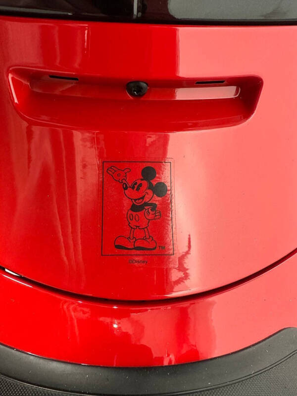 2023 Vespa Primavera 50 Mickey Mouse Edit