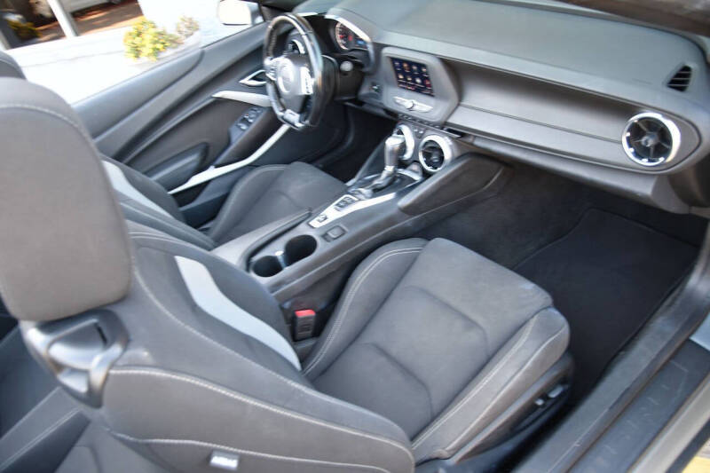 2023 Chevrolet Camaro LT