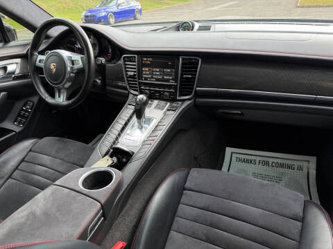 2013 Porsche Panamera GTS