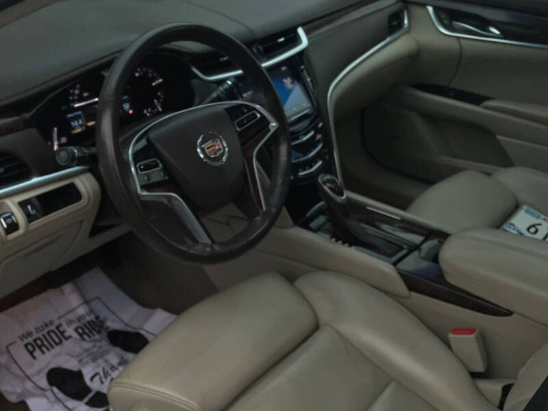 2013 Cadillac XTS Luxury Collection