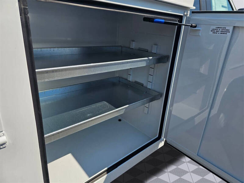 2025 Ford F-350 Super Duty XL