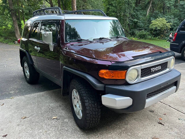 2007 Toyota FJ Cruiser for sale at Honesty Auto Sales in Fredericksburg, VA