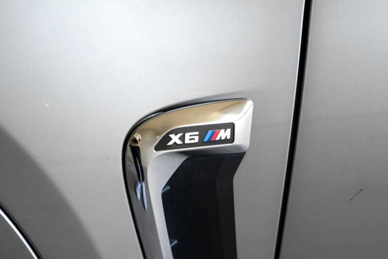 2017 BMW X6 M