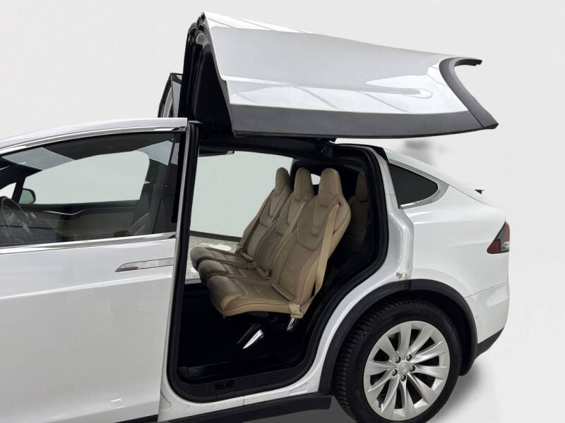 2016 Tesla Model X 75D