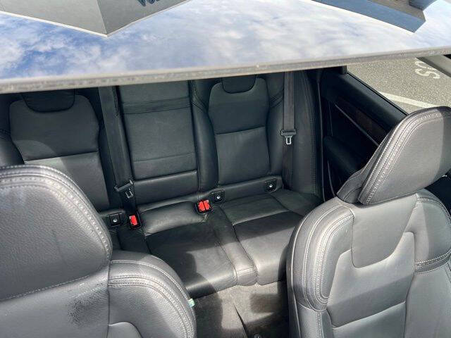 2020 Volvo V90 Cross Country T6