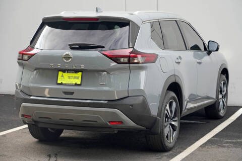 2021 Nissan Rogue SL