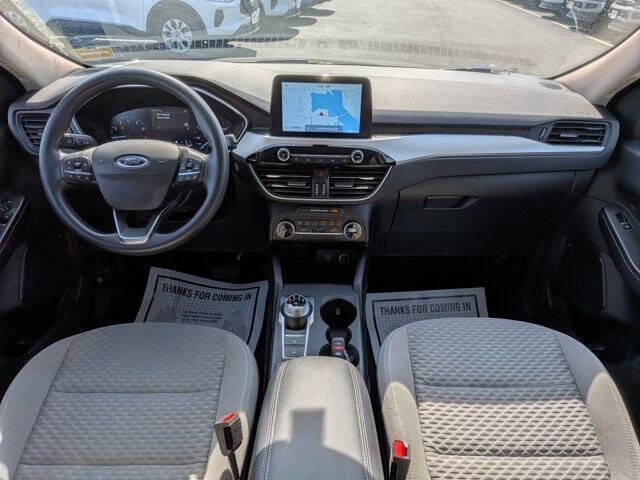 2020 Ford Escape SE