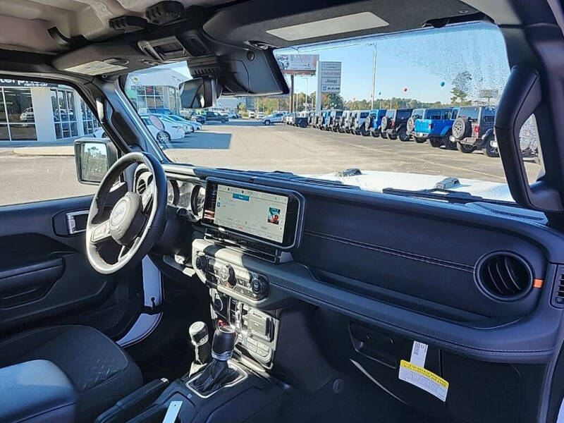 2024 Jeep Gladiator Mojave