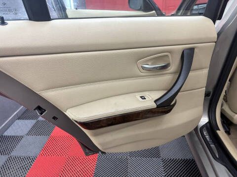 2011 BMW 3 Series 328i