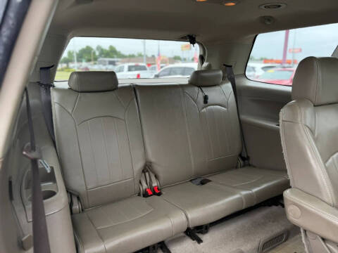 2013 GMC Acadia Denali