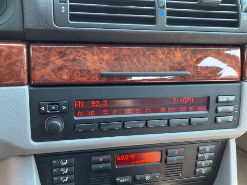 2002 BMW 5 Series 530i