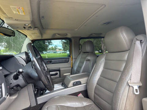 2004 HUMMER H2 Lux Series