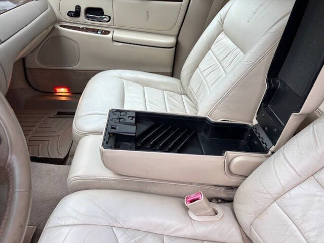 2000 Lincoln Town Car Executive