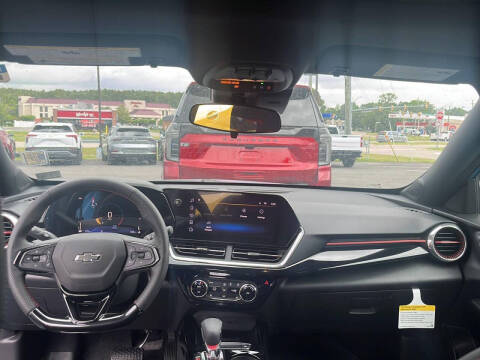 2025 Chevrolet Trax RS