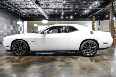 2013 Dodge Challenger SRT8 Core