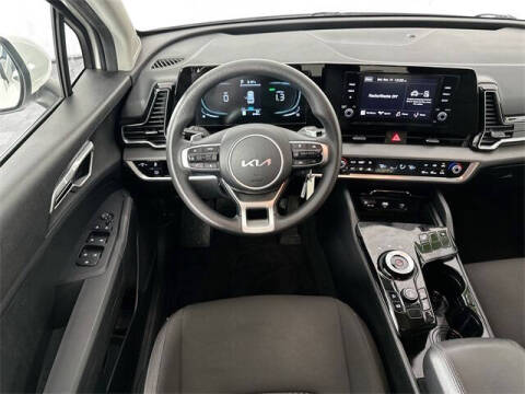 2023 Kia Sportage Hybrid LX