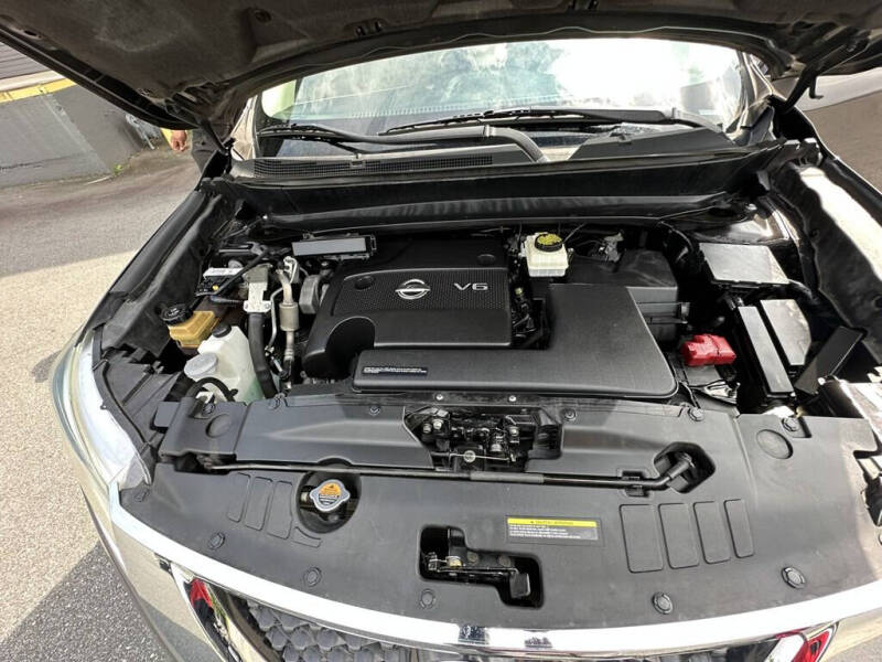 2016 Nissan Pathfinder S