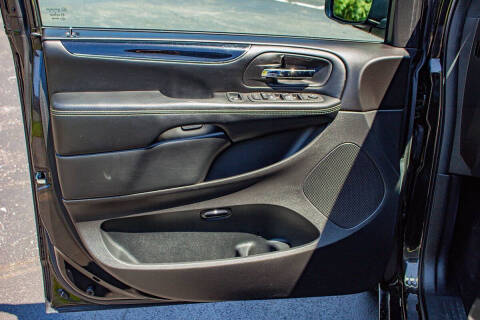 2019 Dodge Grand Caravan SE Plus