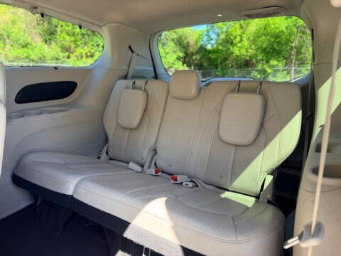 2021 Chrysler Pacifica Touring L