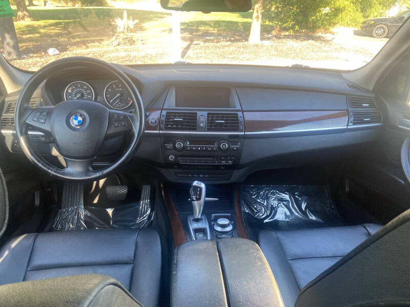 2009 BMW X5 xDrive30i