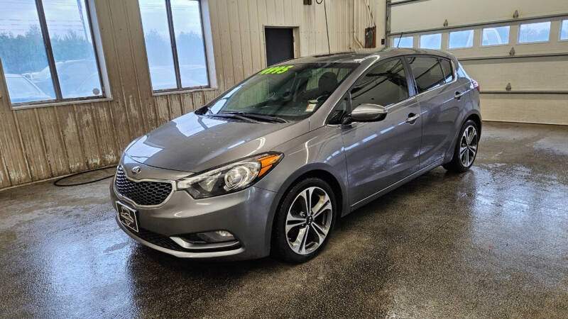 2016 Kia Forte5 for sale at Sand's Auto Sales in Cambridge MN