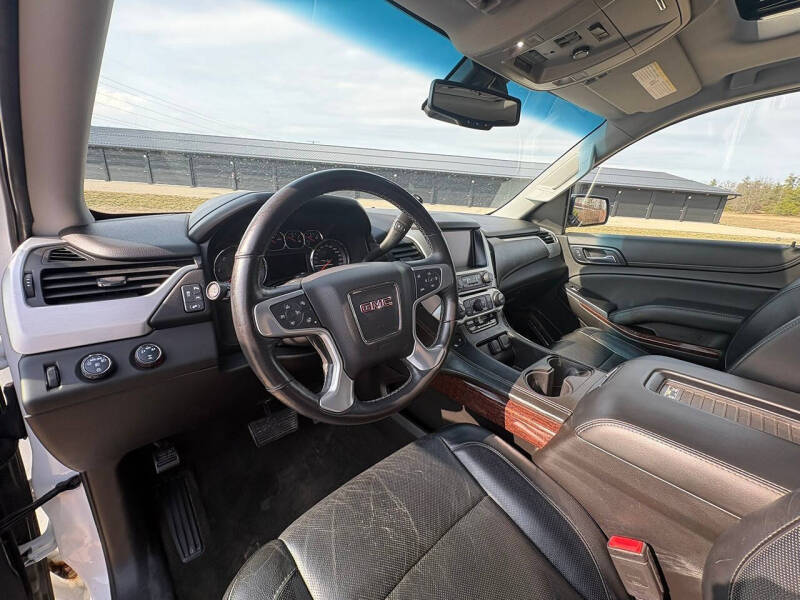 2016 GMC Yukon SLT