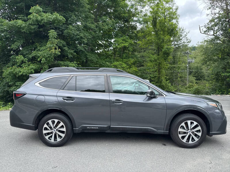 2022 Subaru Outback Premium