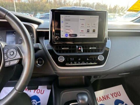 2025 Toyota Corolla Hatchback SE