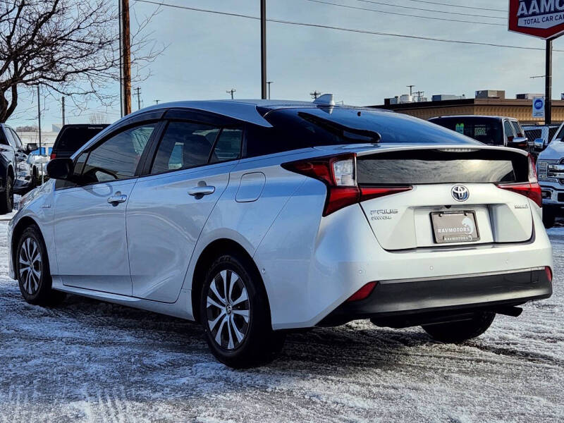 2022 Toyota Prius LE AWD-e