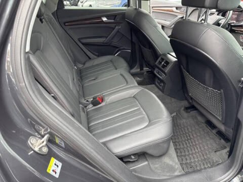 2020 Audi Q5 quattro Premium Plus 45 TFSI