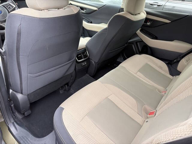 2022 Subaru Outback Premium