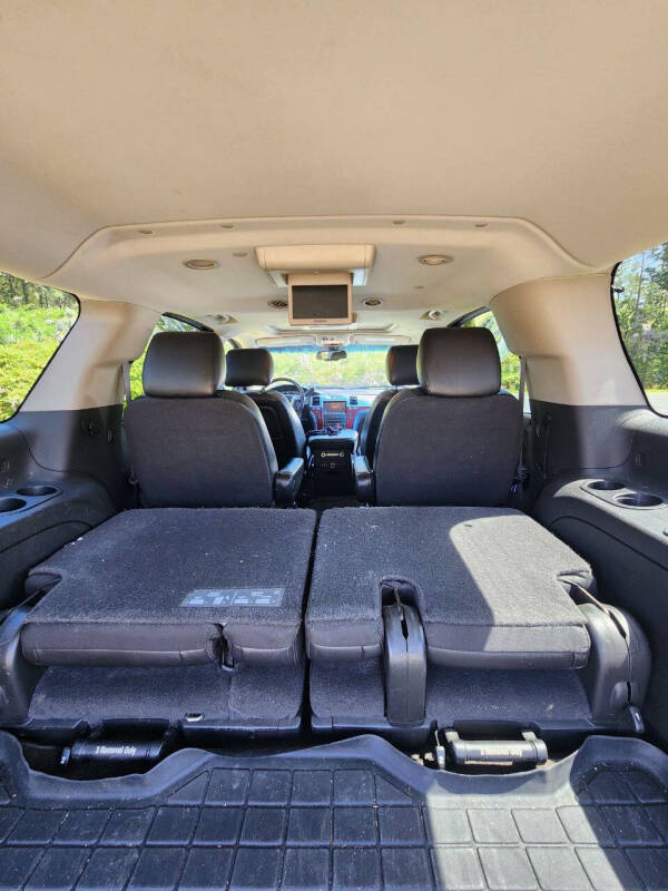 2011 Cadillac Escalade ESV Premium