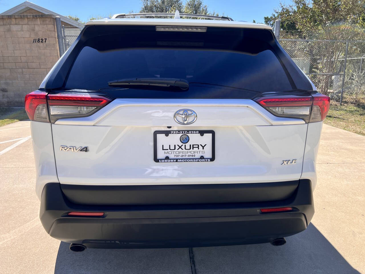 Used Car 2019 Toyota Rav4  Xle 4dr Suv For Sale Under $20,000 In Austin, Texas